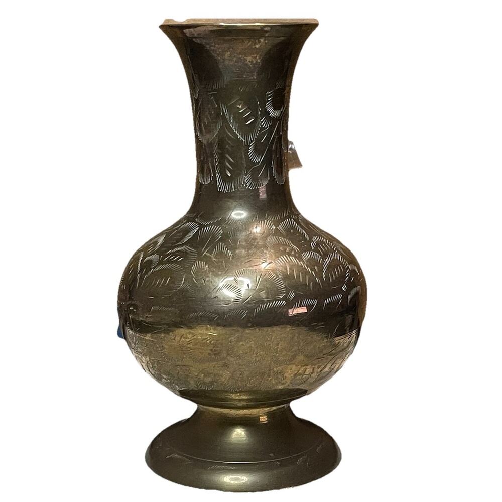 Vintage Etched Brass Vase India Floral Design 8.5" Tall Boho Mid-Century Decor - Picture 3 of 9